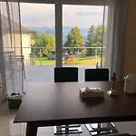 Apartman Velden View Direkt Am Wald Mit Grosser Sonnenterrasse Und Grandiosem Karawankenblick *