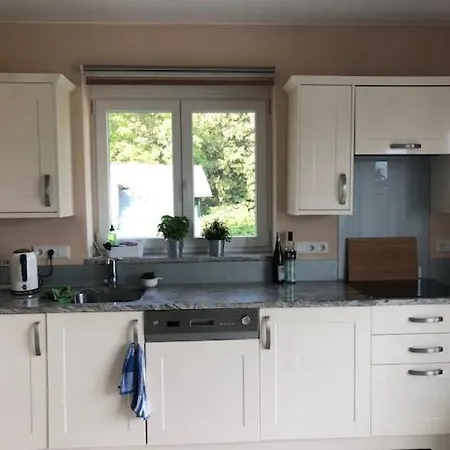 Lejlighed Velden View Direkt Am Wald Mit Grosser Sonnenterrasse Und Grandiosem Karawankenblick *