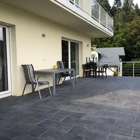 Velden View Mit Grosser Sonnenterrasse Und See- Und Karawankenblick Apartment
