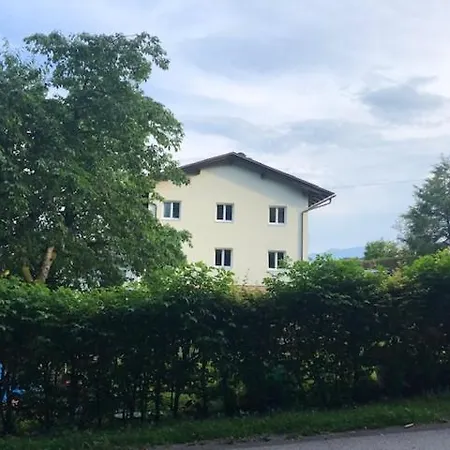 Velden View Direkt Am Wald Mit Grosser Sonnenterrasse Und Grandiosem Karawankenblick * Velden am Wörthersee