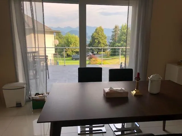 Apartment Velden View Direkt Am Wald Mit Grosser Sonnenterrasse Und Grandiosem Karawankenblick *
