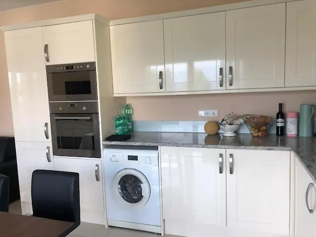 Apartment Velden View Direkt Am Wald Mit Grosser Sonnenterrasse Und Grandiosem Karawankenblick Velden am Woerthersee